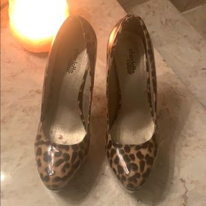 Platform heels- Cheetah print.
